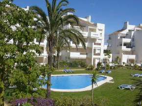 2 Bed ground floor apartment in prestige golf complex
